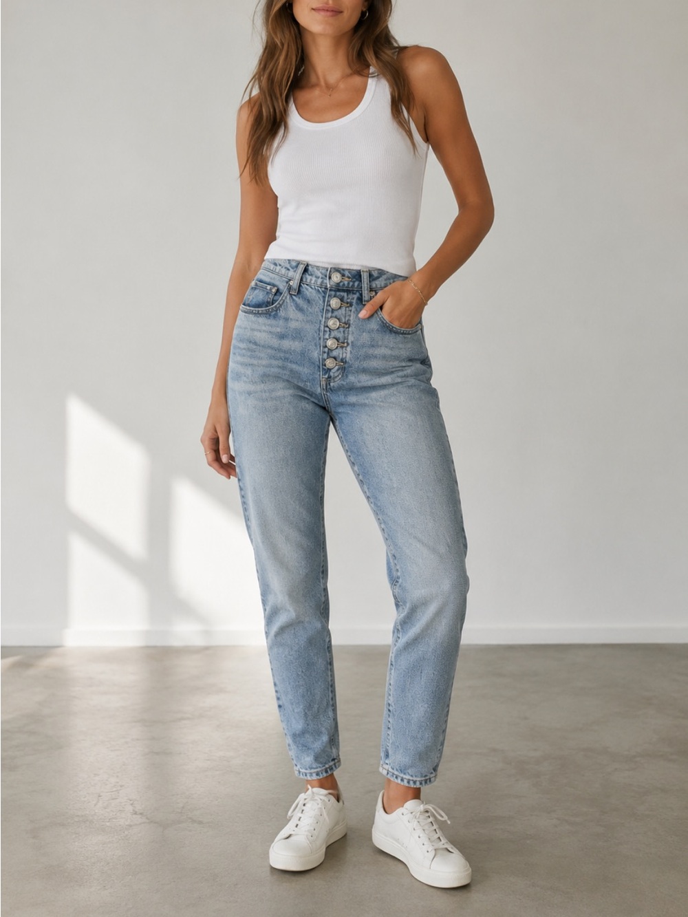 Anthropologie‎ WeWoreWhat Tapered Straight Leg Jean in Light Wash Size 28